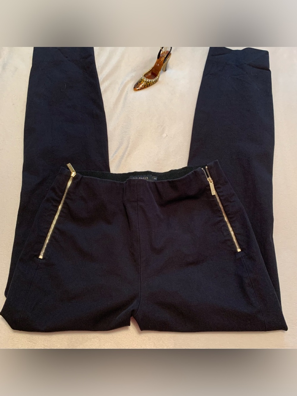 TED BAKER London ladies 96% cotton size 2black higher waisted side zip pants GUC